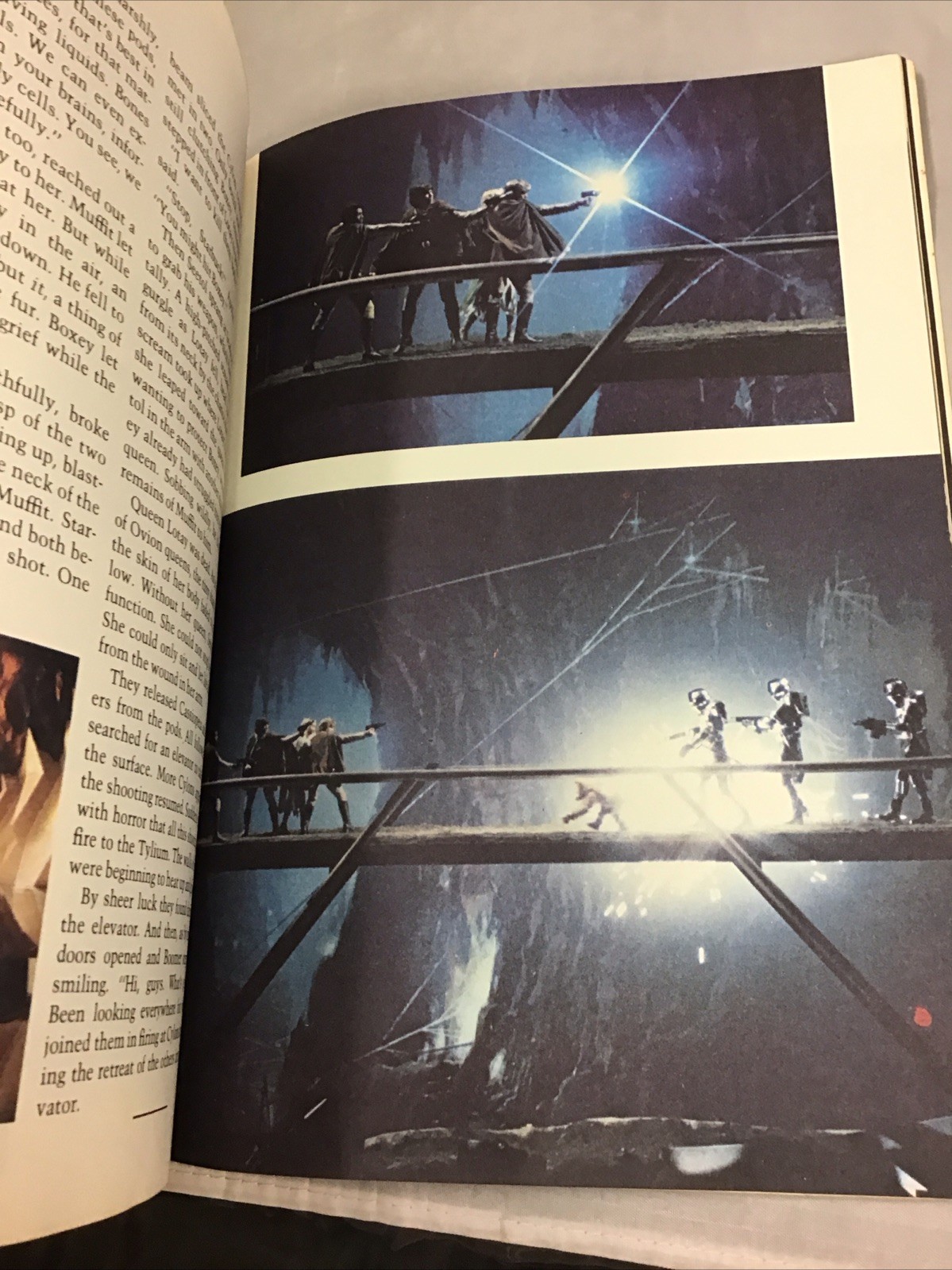 1979 THE BATTLESTAR GALACTICA STORYBOOK ~ SOFTCOVER ~ SCHOOLASTIC BOOK SERVICES