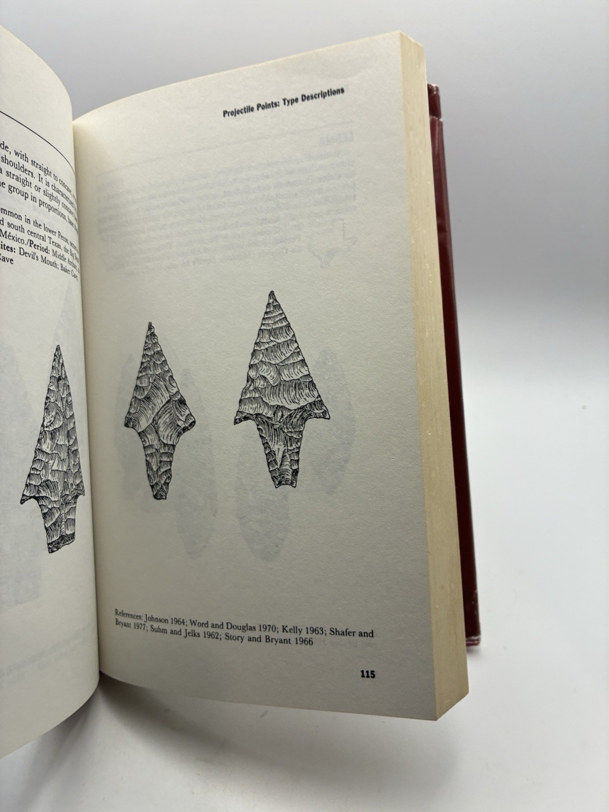 Field Guide to Stone Artifacts of Texas Indians -Turner & Hester 1985 1st Ed HC
