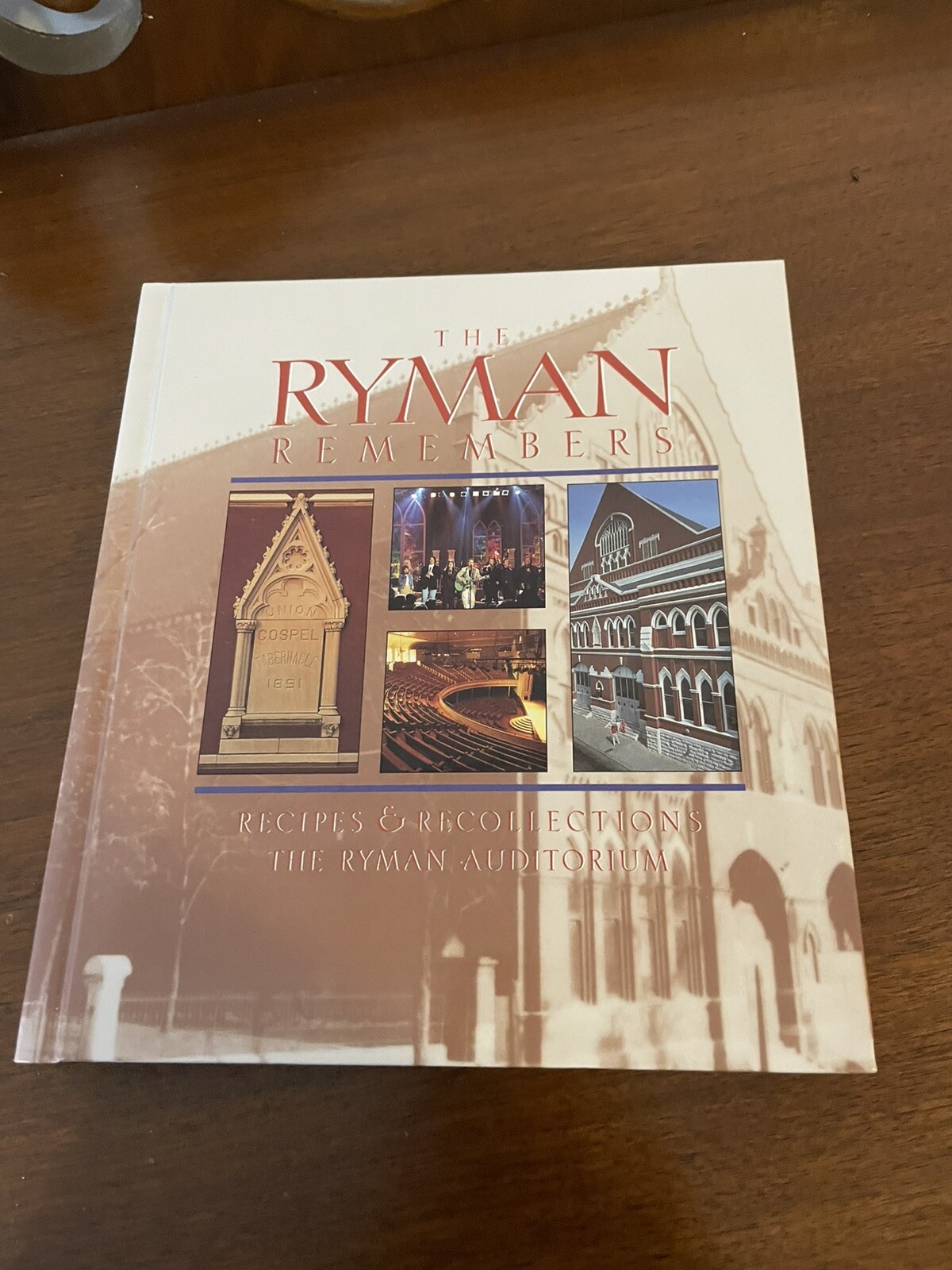 Book-The Ryman Remembers/recipes and recollections of the auditorium/191 pages.