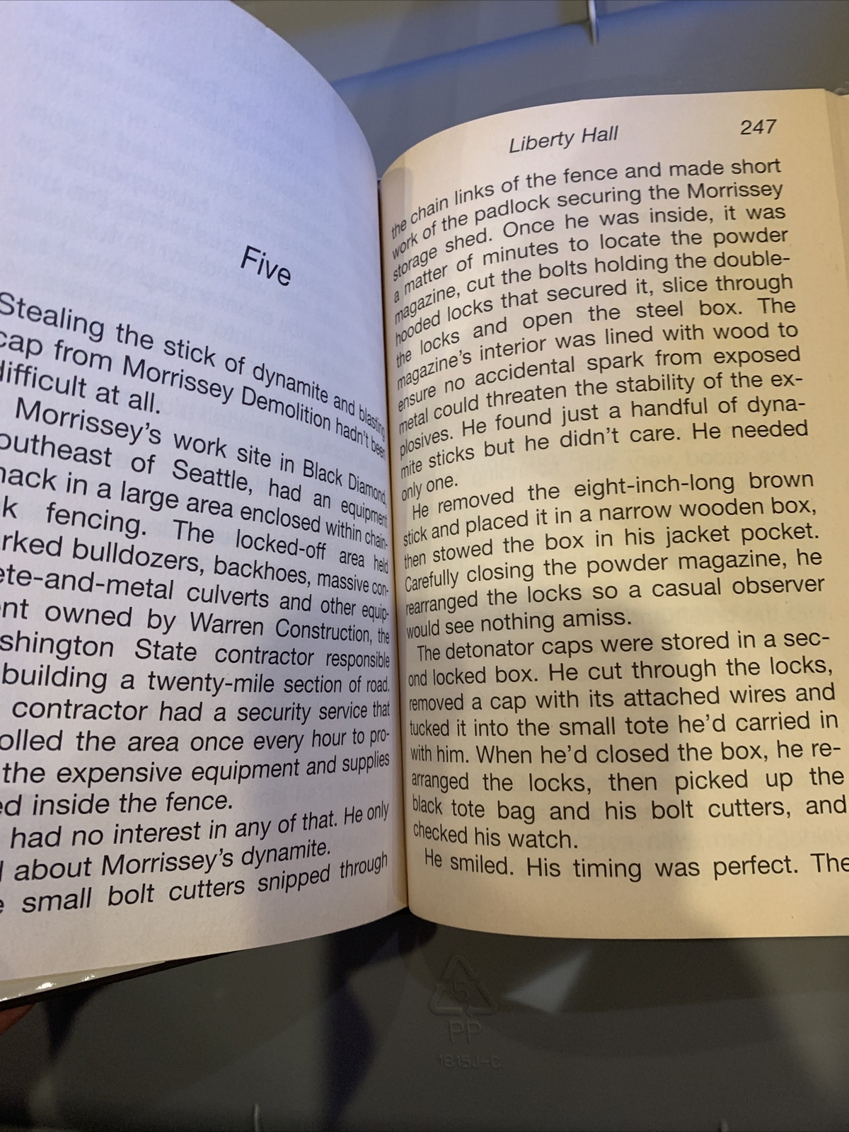 Hearts Divided Hardcover 428 Pages Like New Condition!
