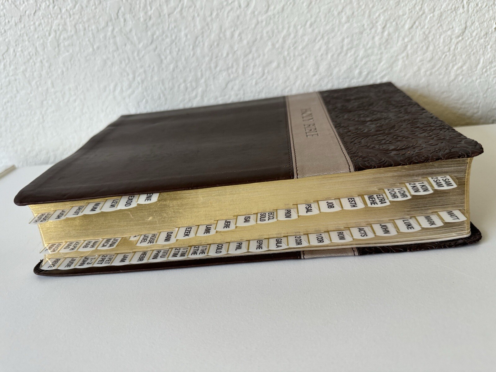 KJV Large Print Wide Margin Bible by Hendrickson Bibles (2013)