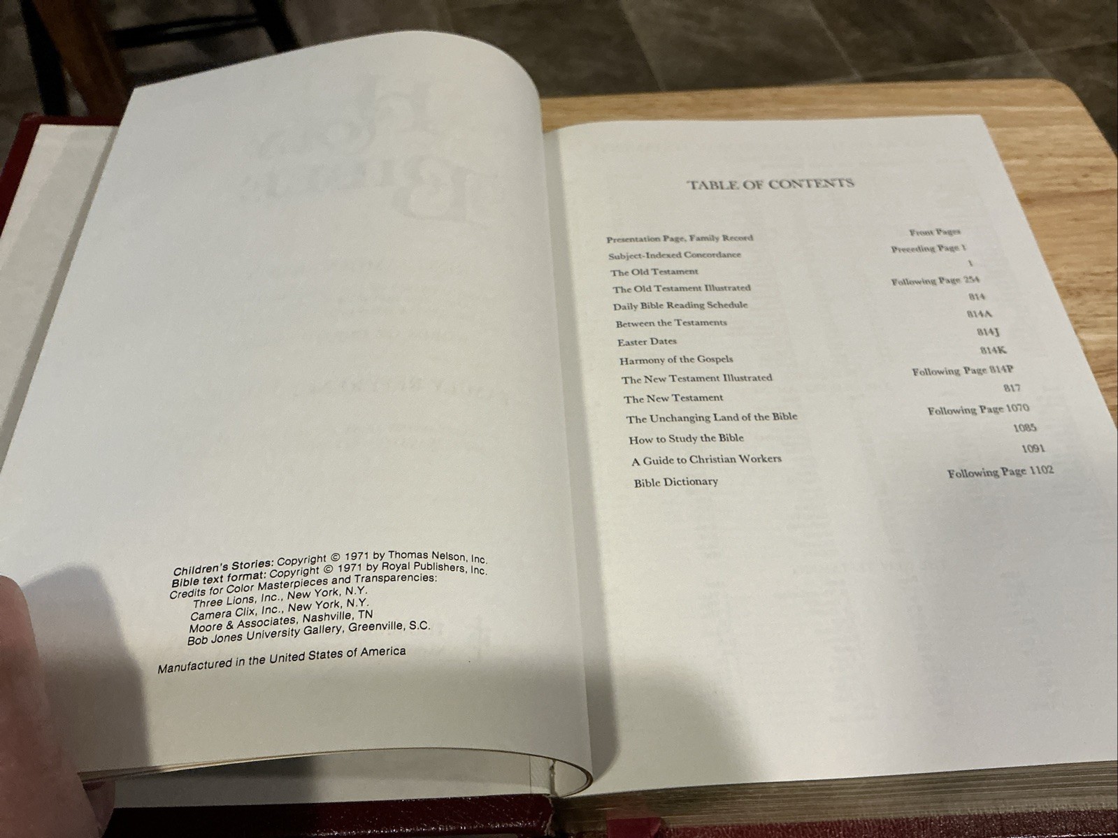 1971 HOLY BIBLE Family Reference Edition King James KJV Edition Red Letter EUC