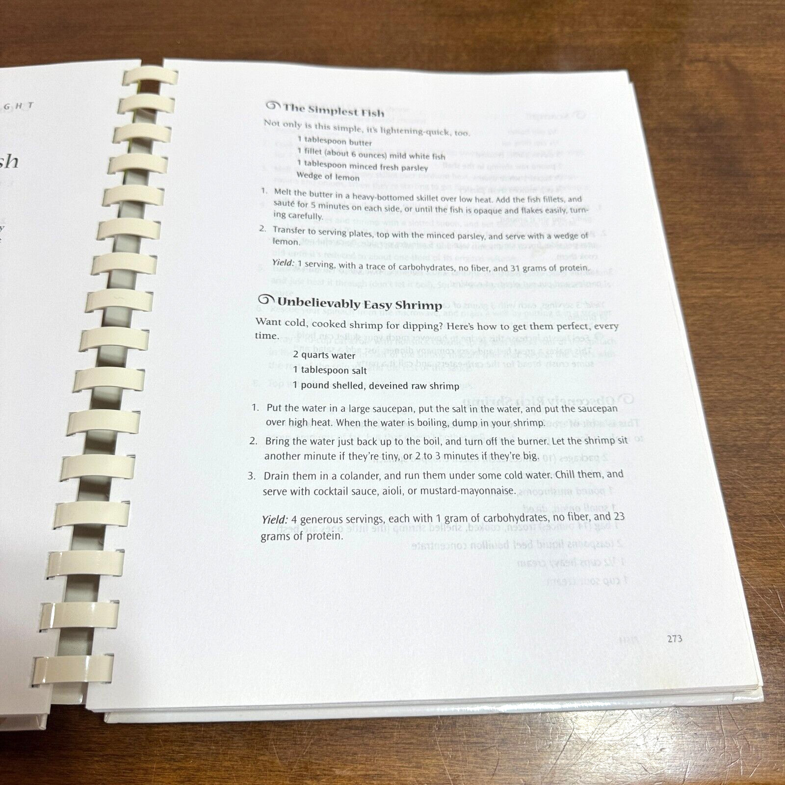 500 Low Carb Recipes Cookbook Plastic Comb by Dana Carpender Hardcover