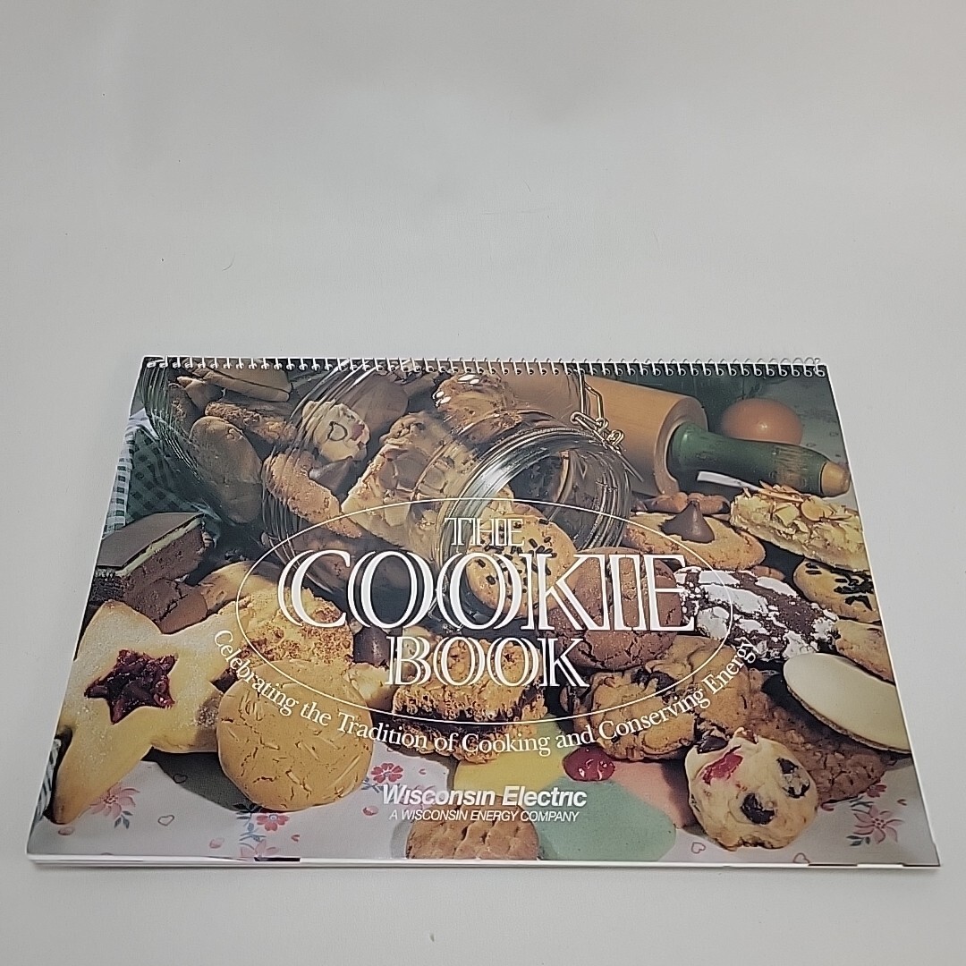 Vintage 1997 Cookbook Wisconsin Electric RECIPES Cookie Cooky Book We Energies