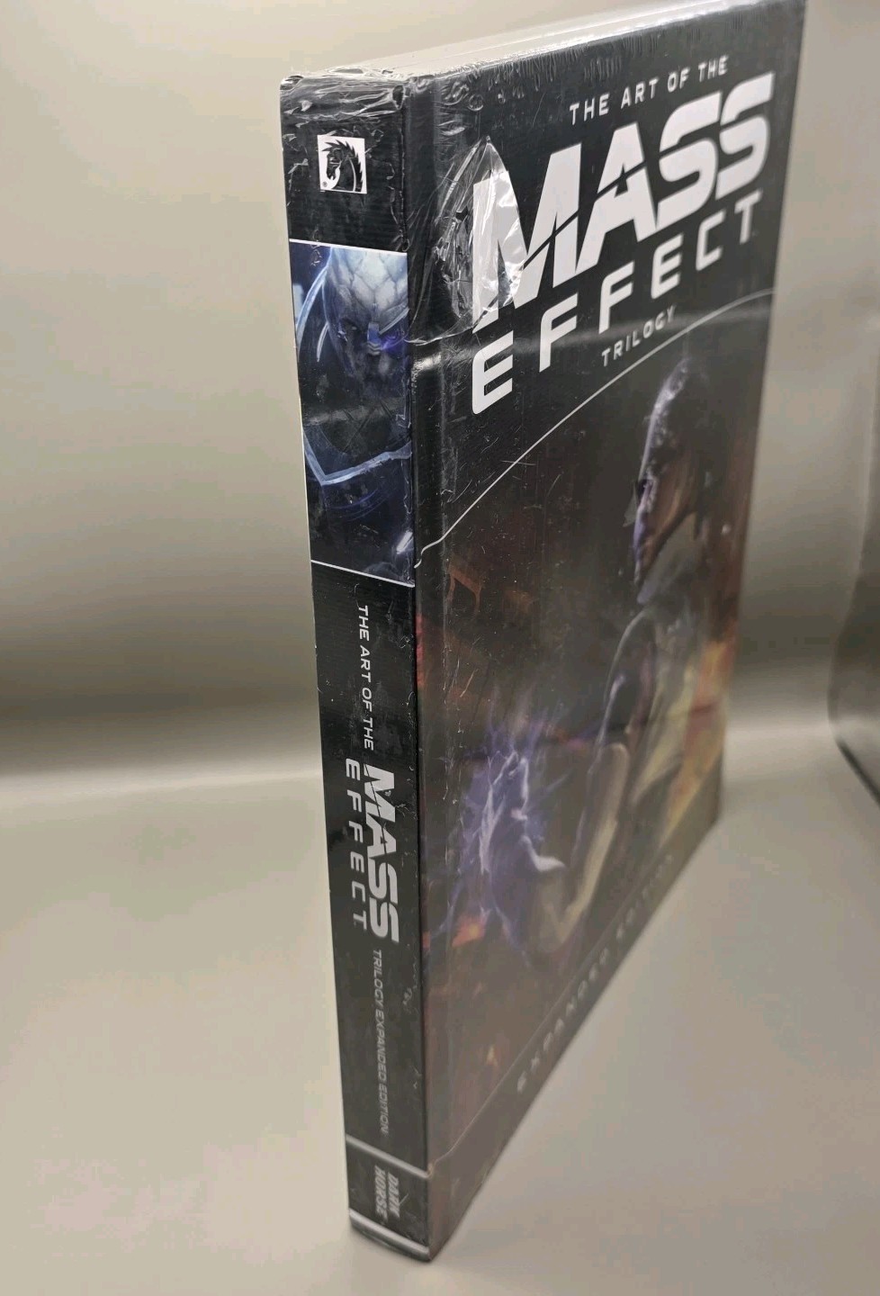 NEW -The Art of the Mass Effect Trilogy: Expanded Edition Hardcover (Dark Horse)