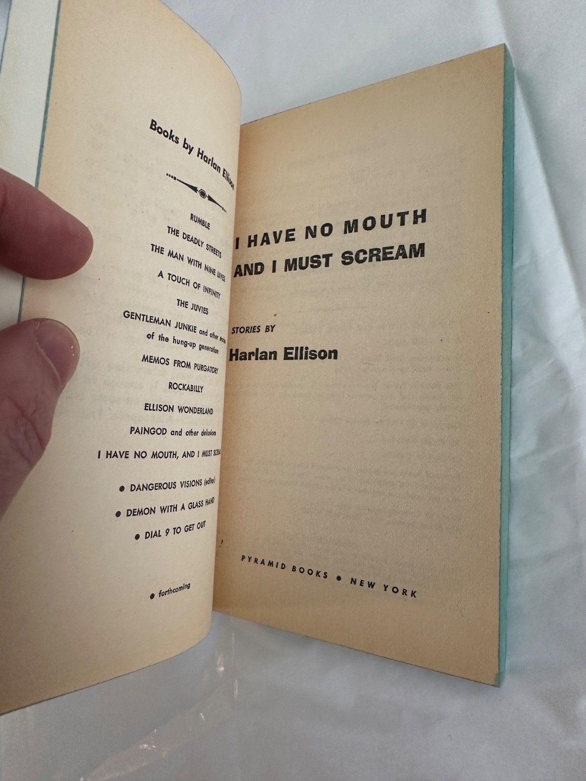 I Have No Mouth & I Must Scream Harlan Ellison 1974 Pyramid Paperback, Beautiful