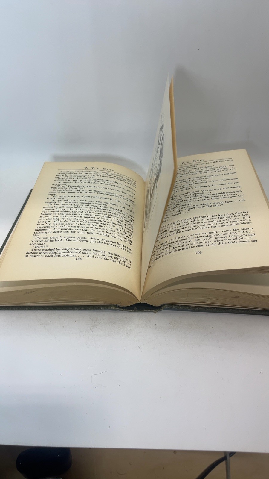 V. V.’s Eyes [Hardcover] Henry Sydnor Harrison 1913