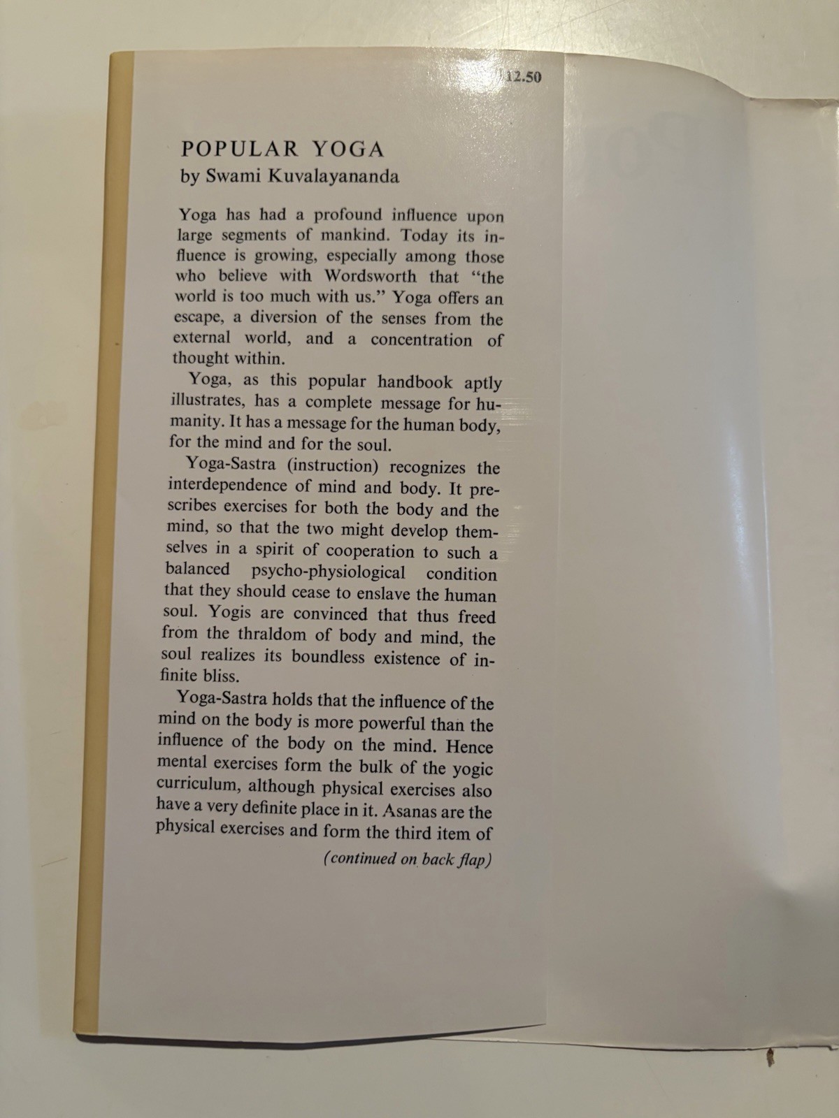 Popular Yoga Asanas by Swami Kuvalayananda (Hardcover)