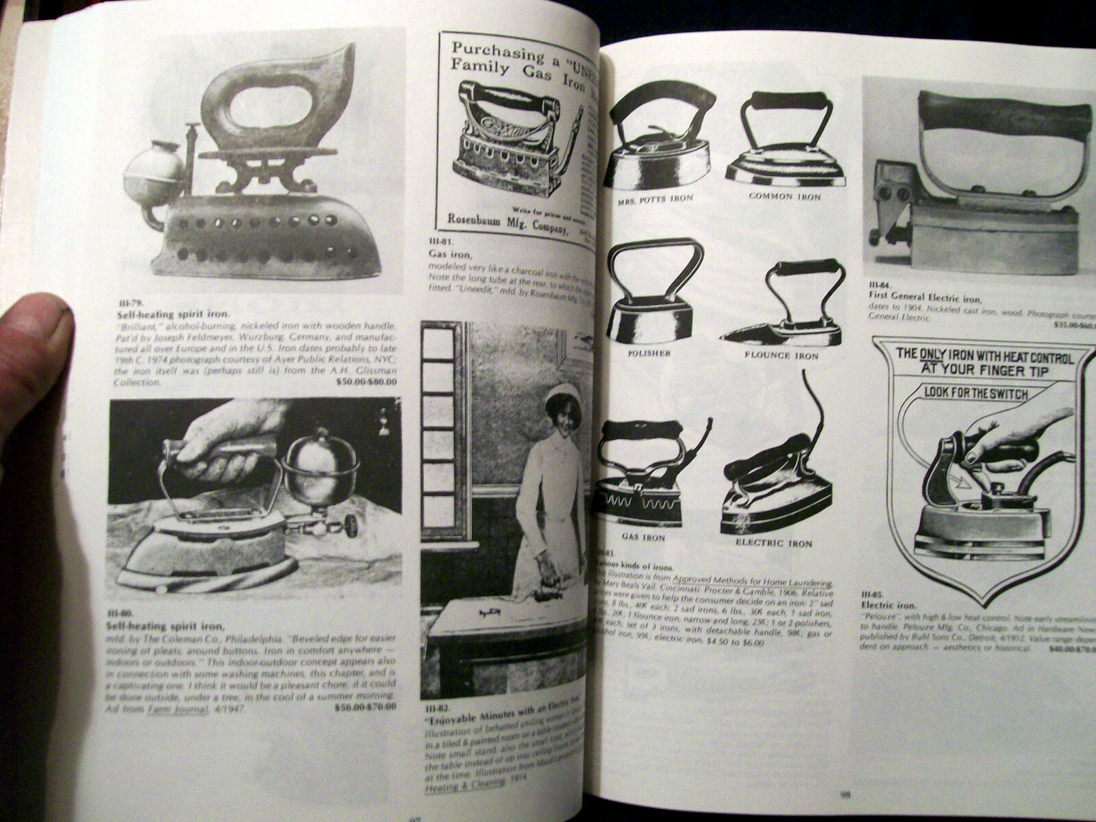 300 Years of Housekeeping Collectibles by Linda Campbell Franklin (1992, SC)