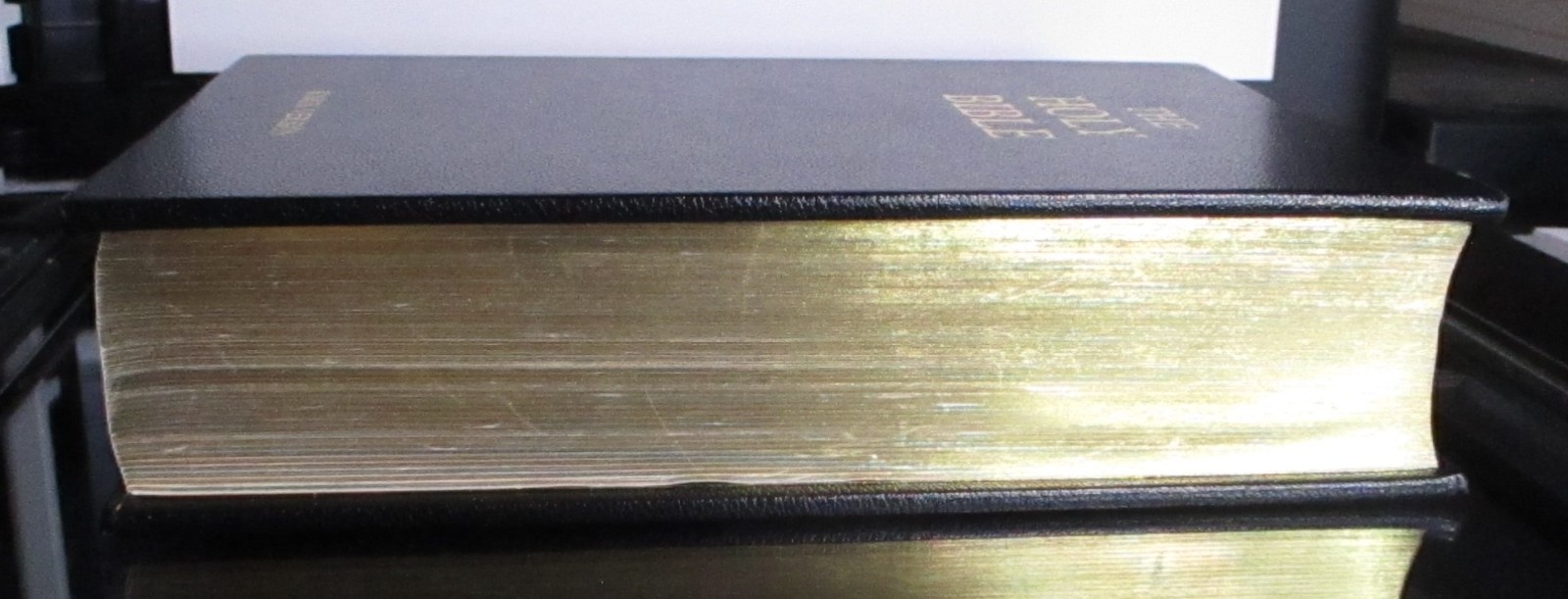 The Holy Bible Knox Version Baronius Press 2012 Hardcover Latin Vulgate Gilt