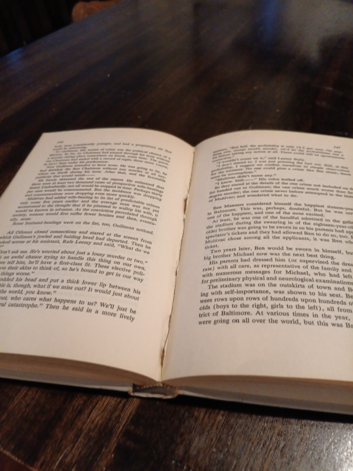 NINE TOMORROWS: Tales of the Near Future-ISAAC ASIMOV-1st Ed Nice