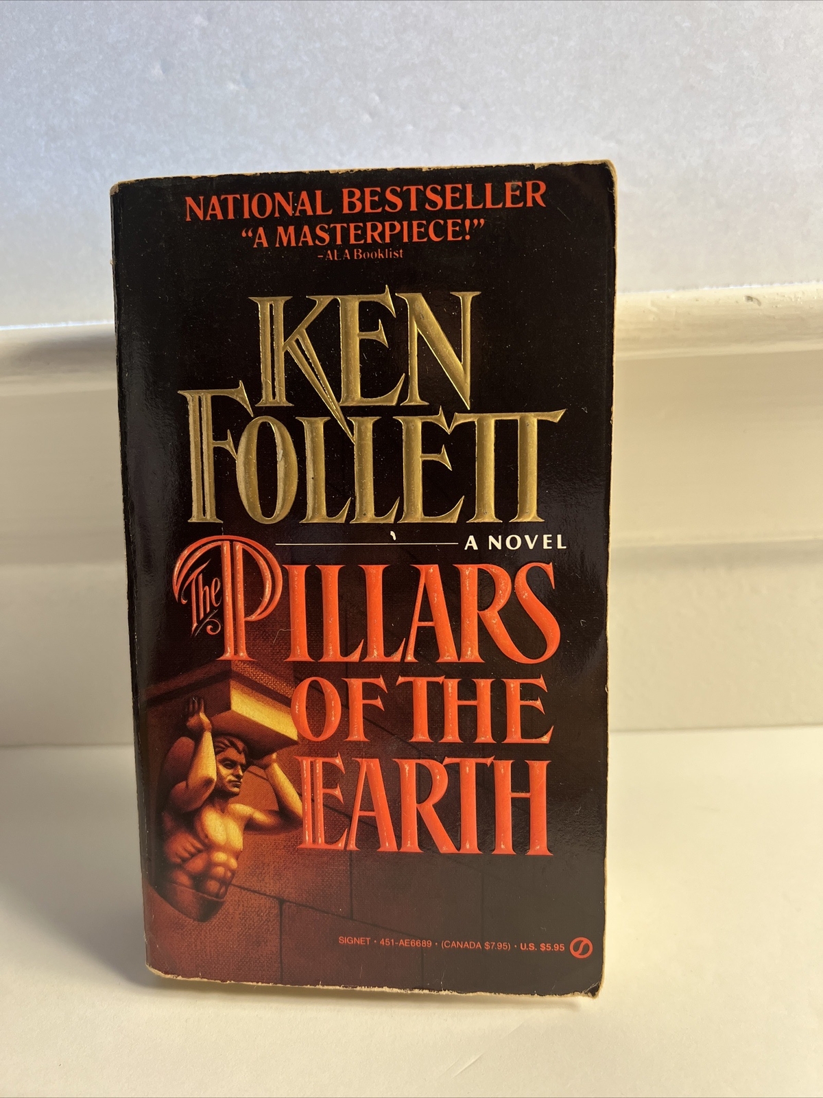 Ken Follett The Pillars of the Earth First Signet Printing 1990