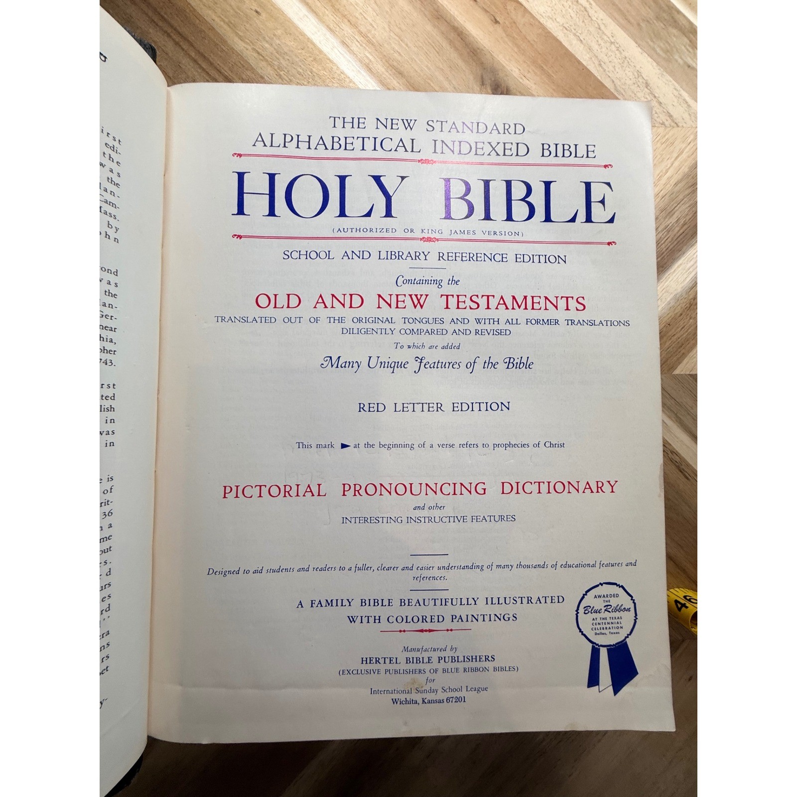 VTG 71 Family Bible Special Blue Ribbon Edition New Standard Reference Bible