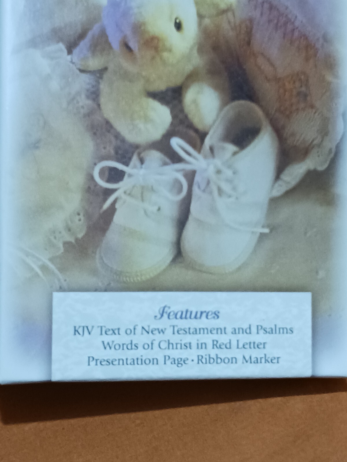 New Testament – Psalms – white bible – small 4 x 3.5 inches