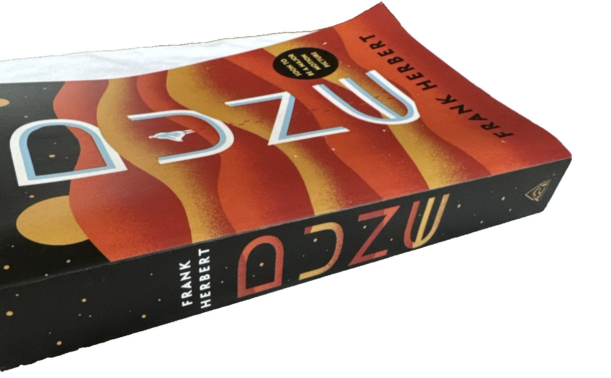 Dune ( Dune Chronicles #1) by Frank Herbert Like New Condition movie tie in