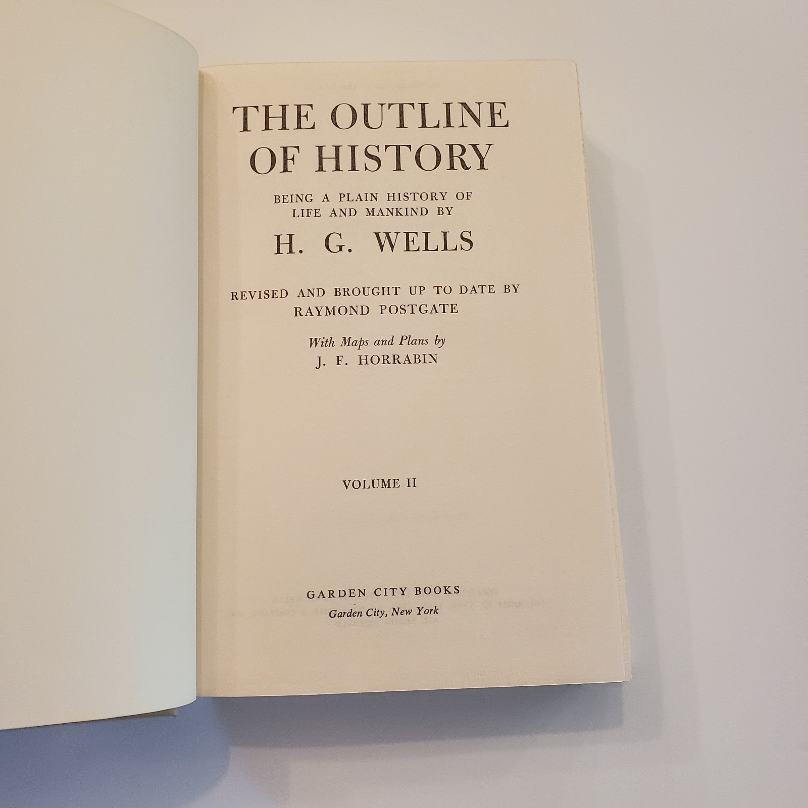 The Outline of History H G Wells Hardcover 1961 Dust Jacker Vol 1 2 Book Set Lot