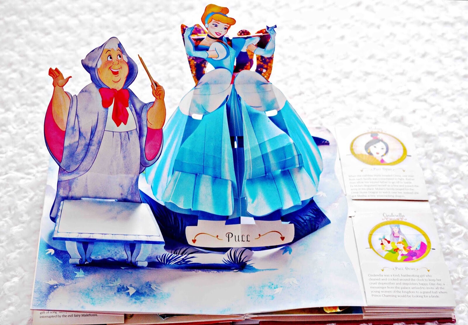 Disney Princess Pop Up Book, Matthew Reinhart First Edition New