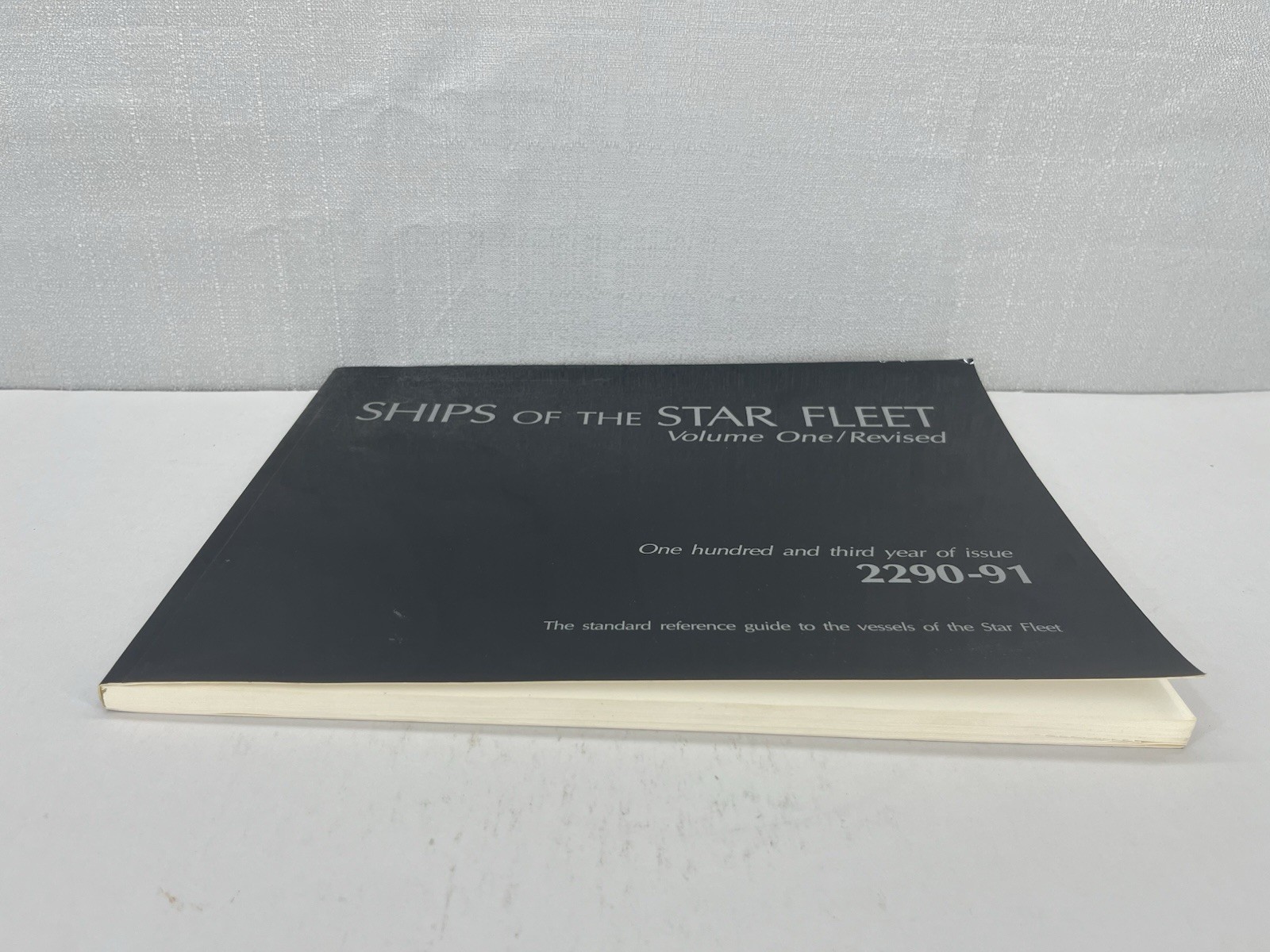 Star Trek SHIPS OF THE STAR FLEET Volume 1 / Revised Paperback Book