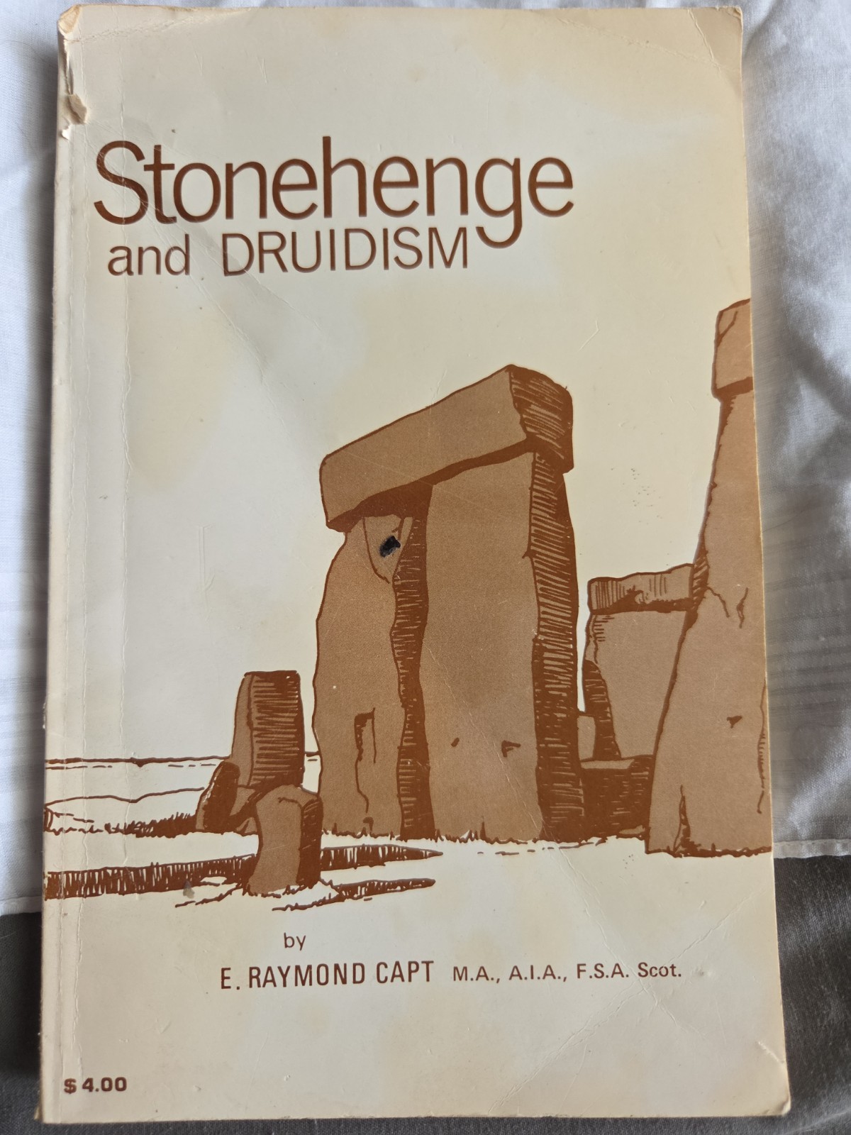 Stonehenge and Druidism – Vintage Illustrated Paperback Boo
