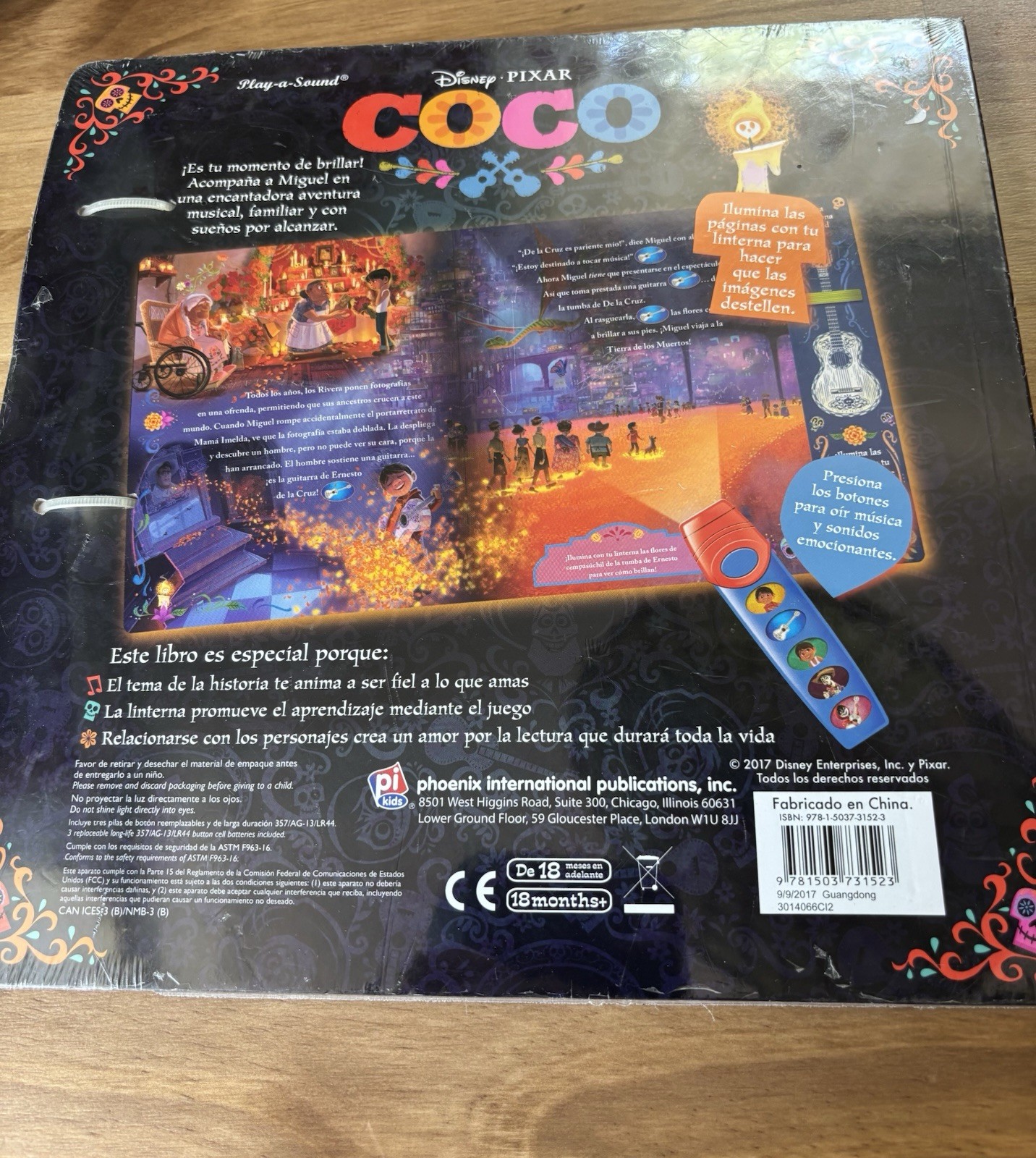 New Disney COCO Play a Sound Book in Spanish & Flashlight El LIBRO Mexican