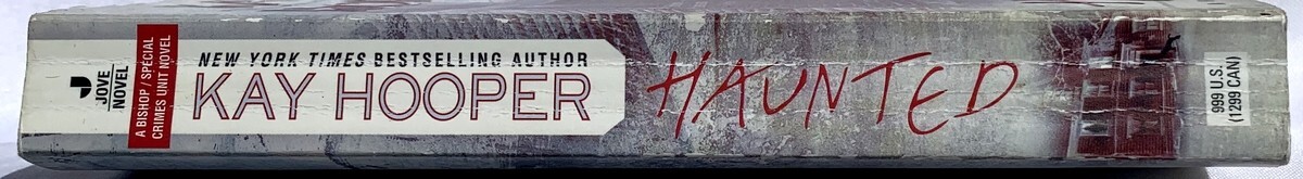 Haunted (Bishop/Special Crimes Unit #15), Kay Hooper, PB Good 9780515153743