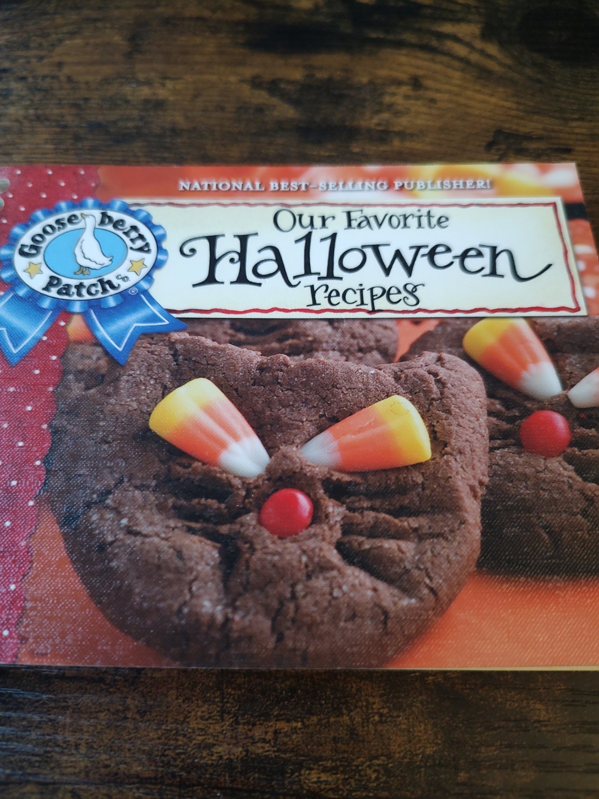 Gooseberry Patch Our Favorite Halloween Recipes Book 2012 Spiral Bound 6″x4.25″