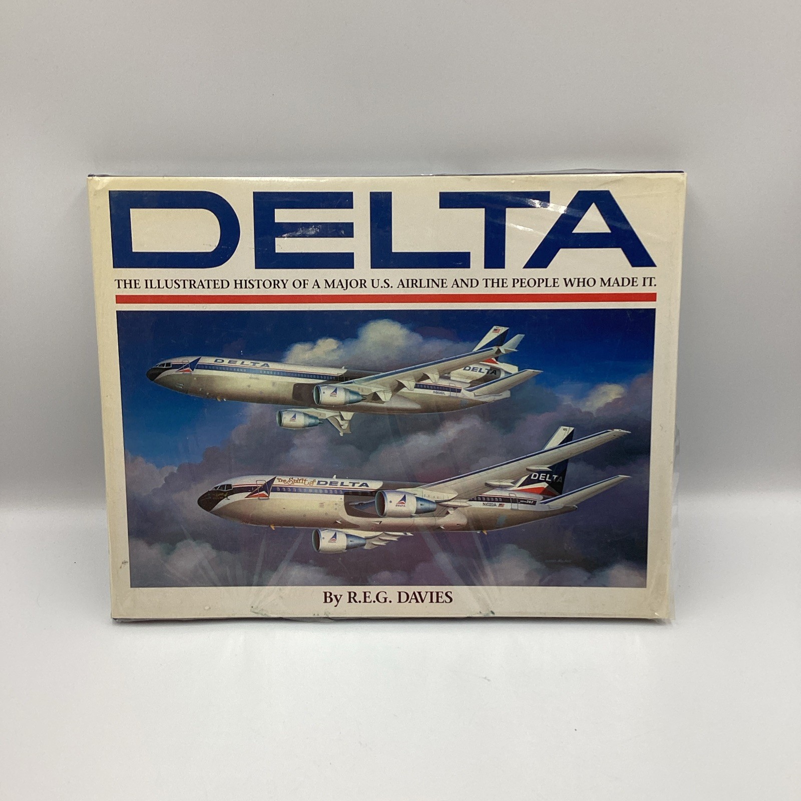 Delta Airlines 1990 Book W/ Illustrated History by R Davies NEW IN PLASTIC