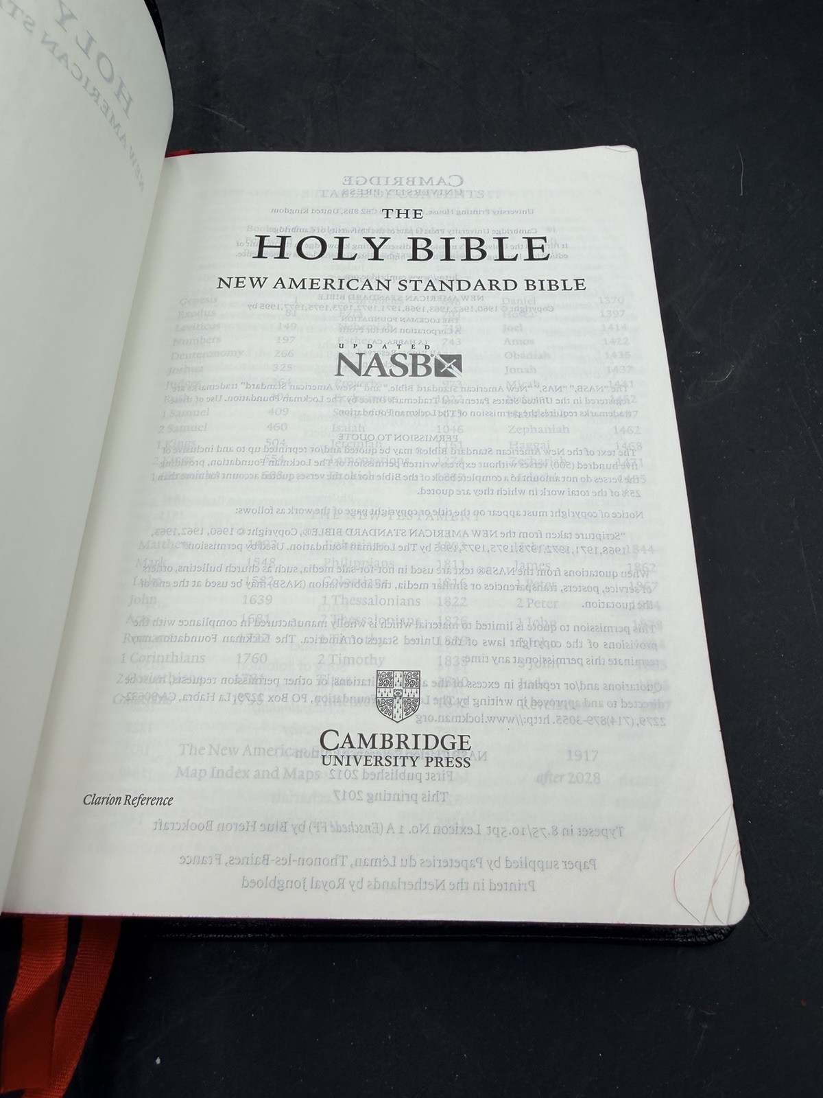 Cambridge Bible NASB Clarion, Black Goatskin Leather, Edge-Lined 2017