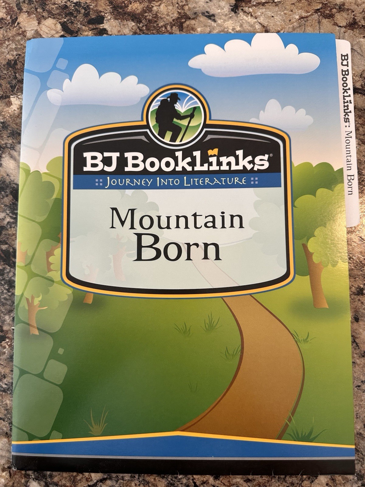 BJ BookLinks: Mountain Born PB Chapter Book Yates/Unwin + Lesson Plans