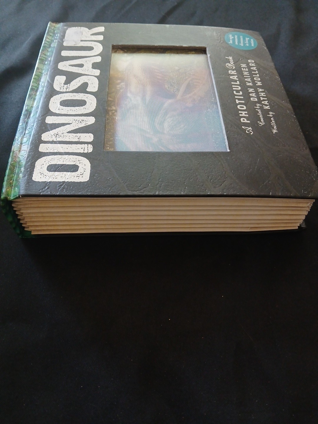 Dinosaur : A Photicular Book by Kathy Wollard and Dan Kainen (2018, Hardcover)