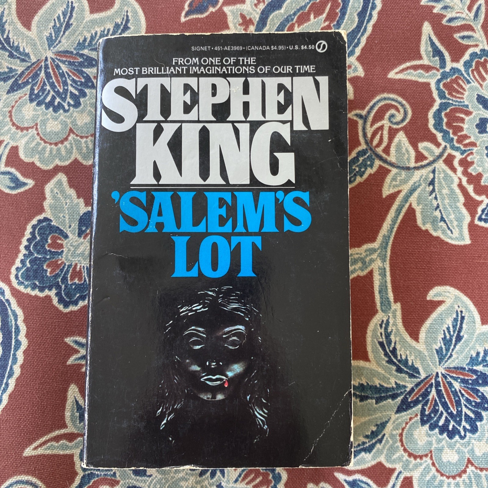 Salem’s Lot by Stephen King, First Signet printing, 1976 paperback. Good.