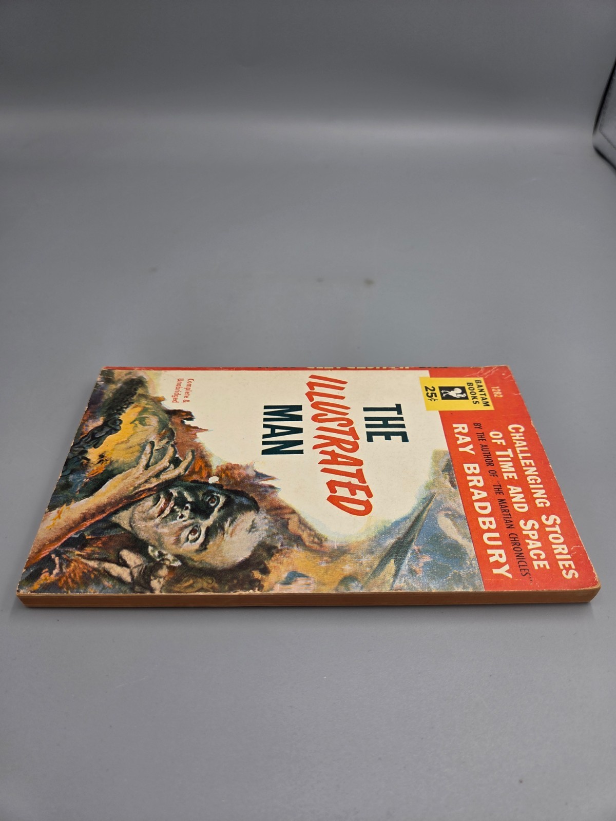 The Illustrated Man by Ray Bradbury Bantam Books 1282 1954 Vintage Paperback