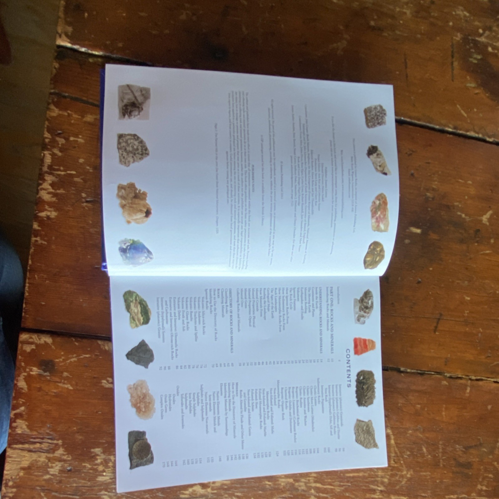 Steve Parker & John Farndon Illustrated Guide Minerals Rocks Fossils HC 2010