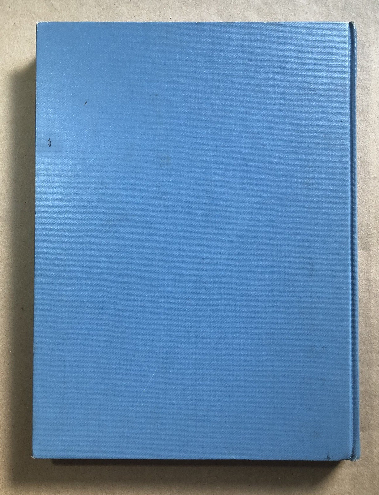 Atlas of Saskatchewan, 1969 Vintage Hardcover (10” x 13.5″) VG!