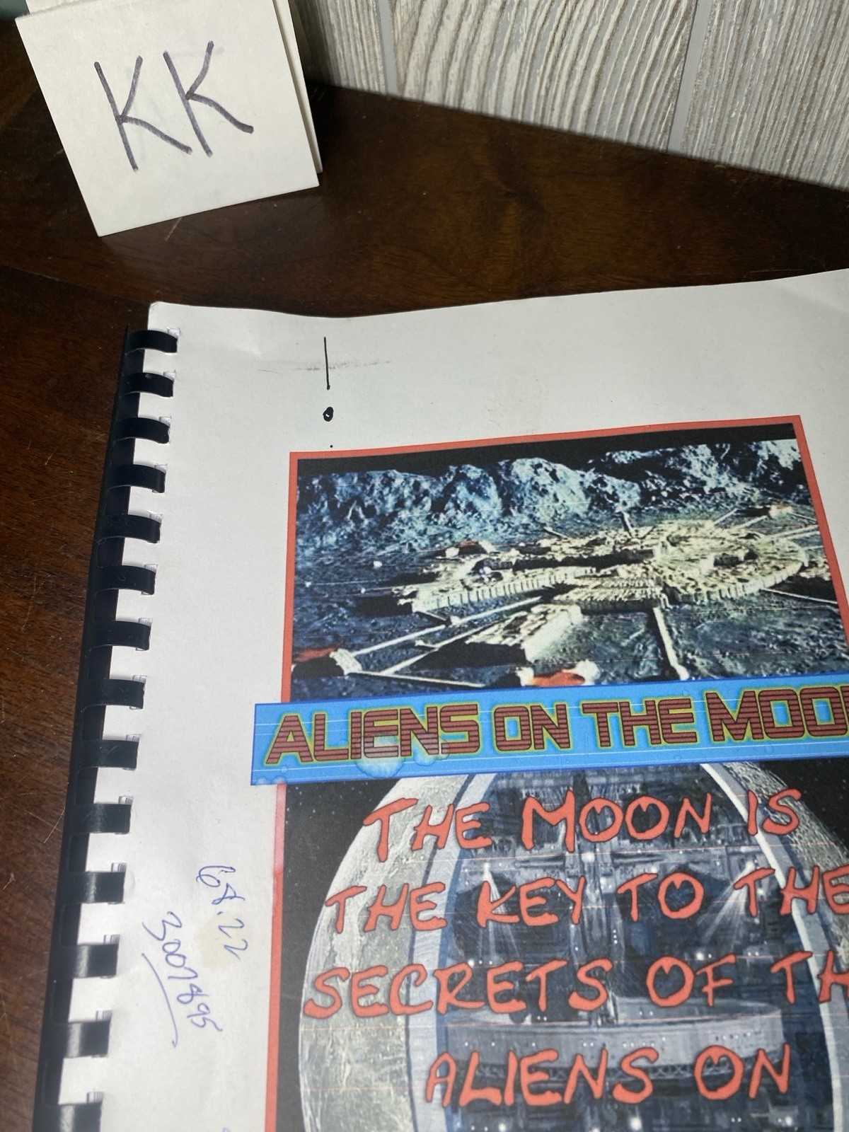 Aliens on the Moon: Blue Planet Project #17 (Softcover, 2017) by Gil Carlson
