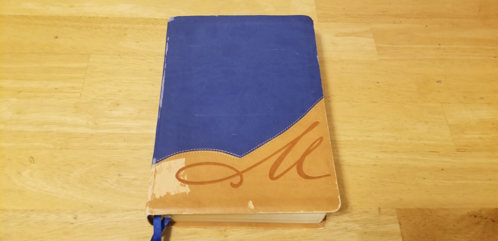 The MacArthur Study Bible: New King James Version Butterscotch / Blue Jay