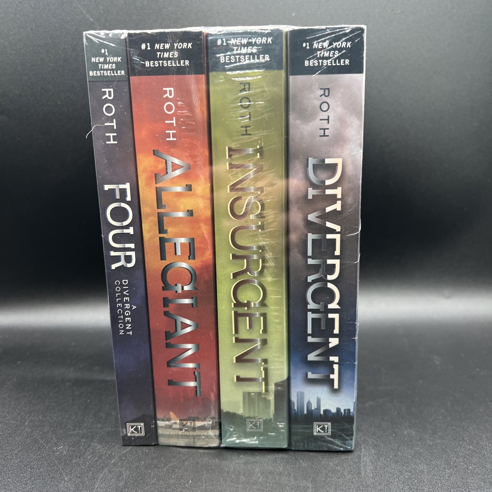 Divergent Series Set 1-4 By Veronica Roth Paperback NEW