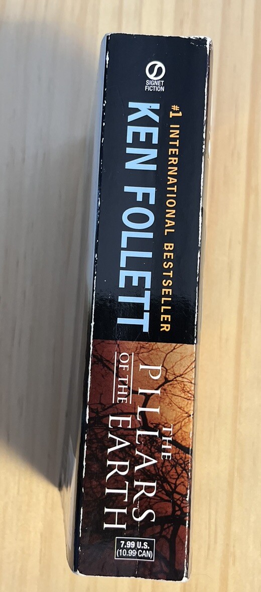 Kingsbridge #1: The Pillars of the Earth by Ken Follett (2007, Paperback)