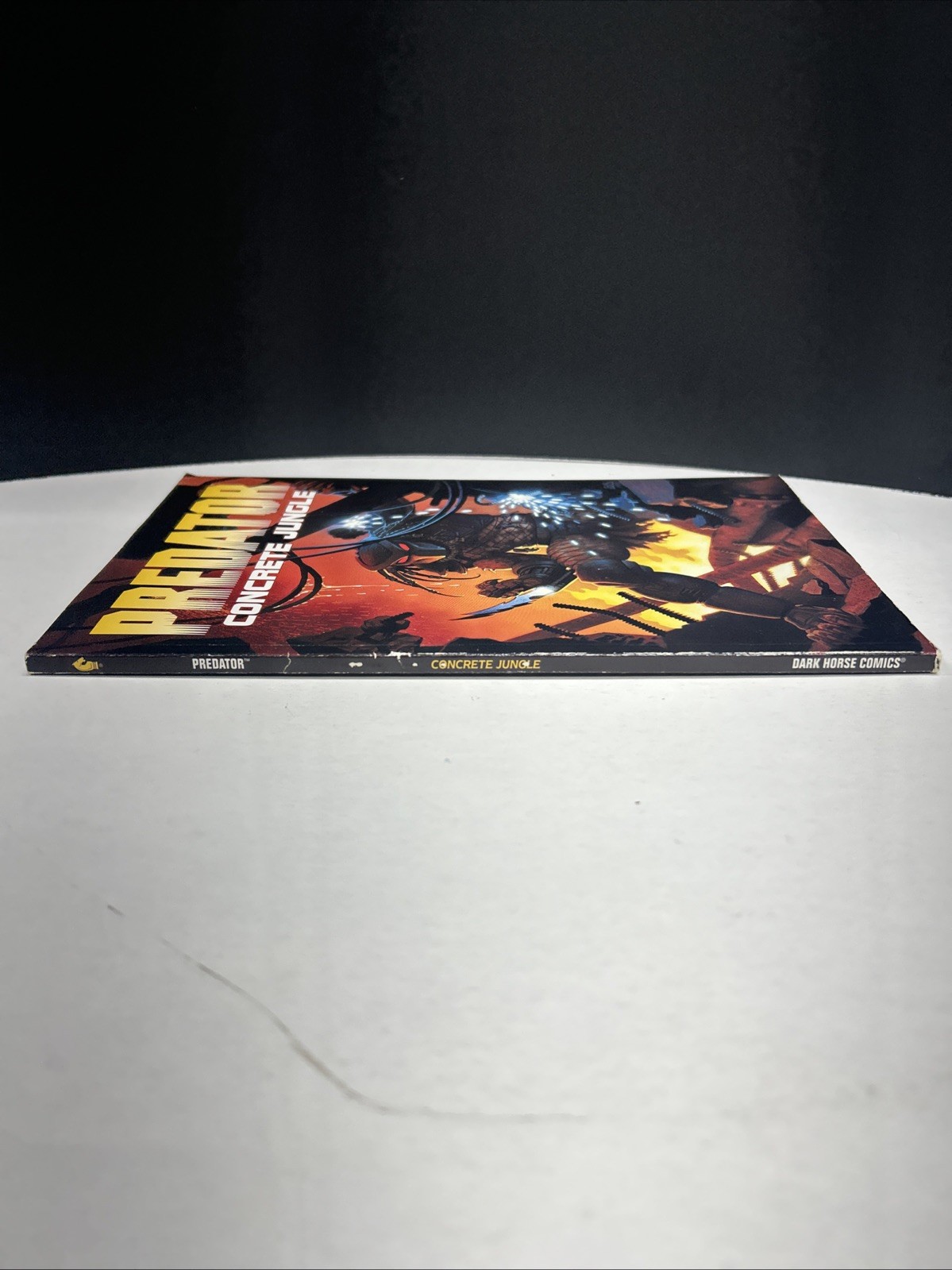 PREDATOR VOL 1: CONCRETE JUNGLE. Dark Horse Comics, Excellent Condition 1996 OOP
