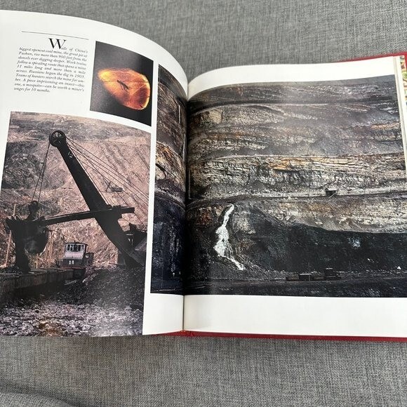 Journey into China National Geographic Society Book Good Pre-Owned Condition