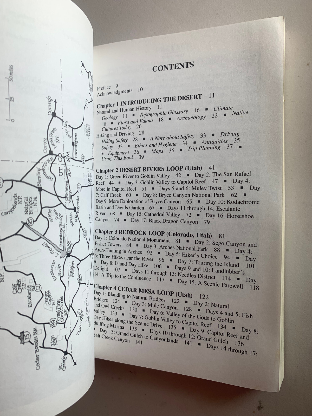 HIKING THE SOUTHWEST’S CANYON COUNTRY SANDRA HINCHMAN GRAND 255 PAGES