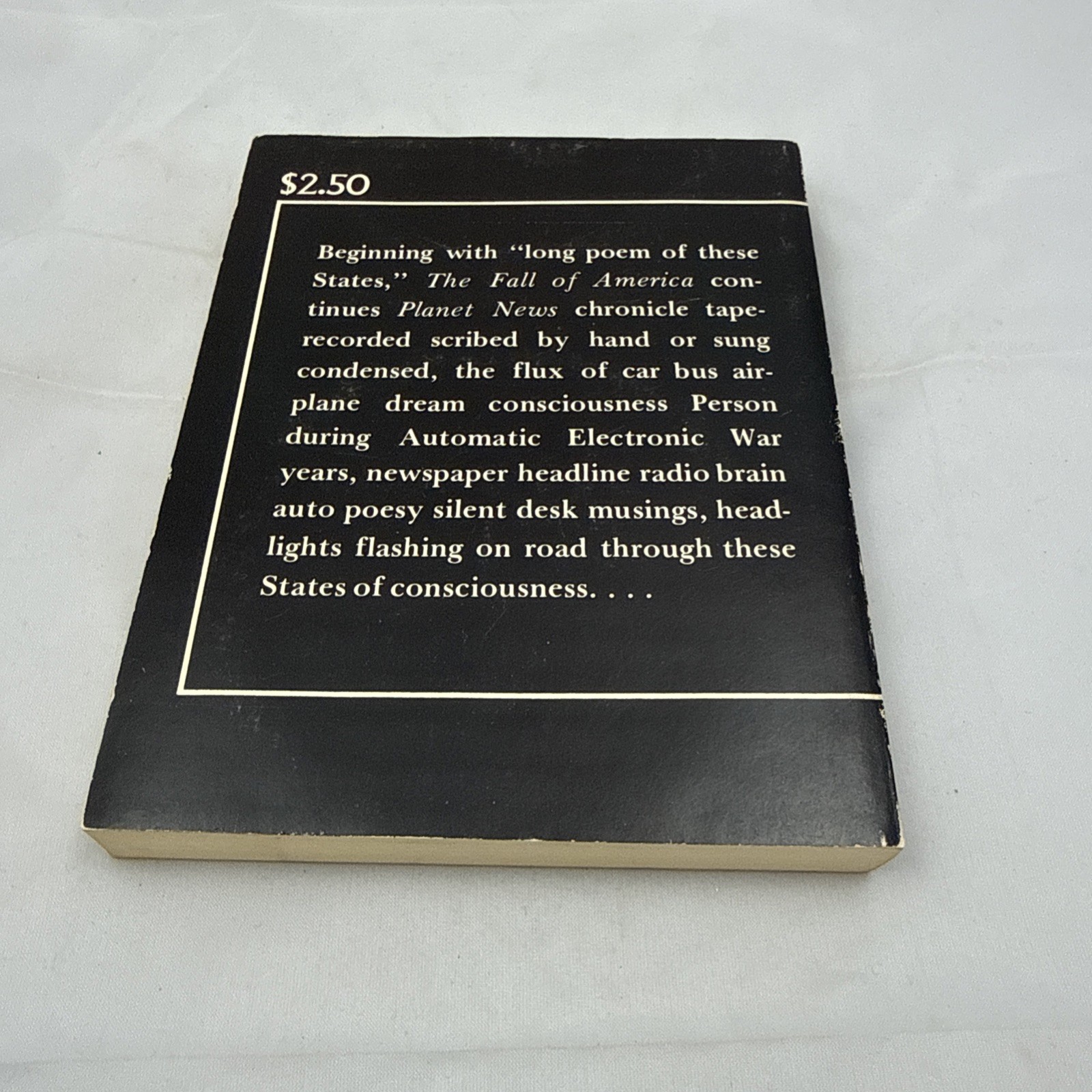 Allen Ginsberg The Fall of America (Paperback) City Lights Pocket Poets Series