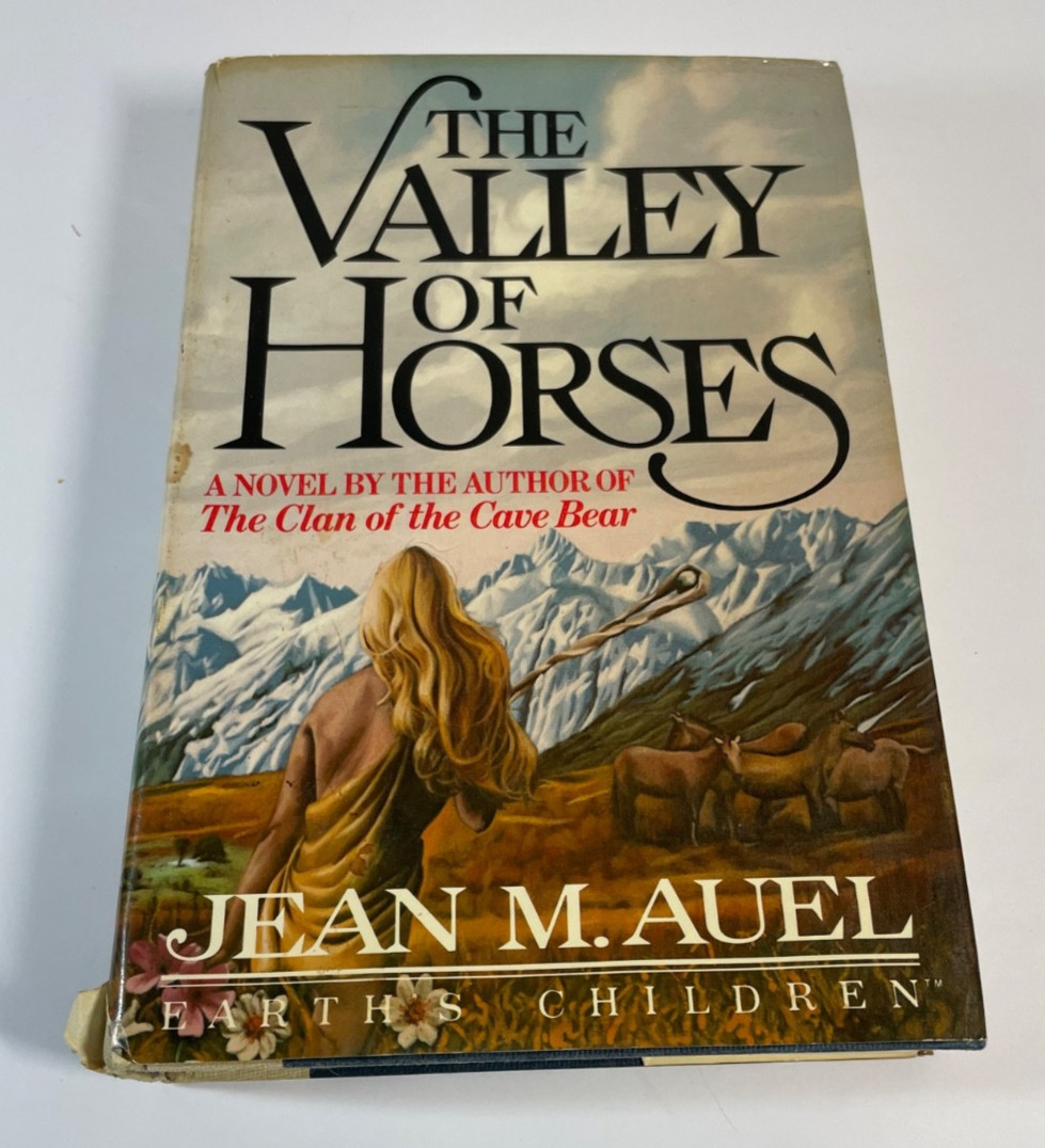 Earth’s Children Saga Clan of the Cave Bear Valley of Horses Mammoth Hunters