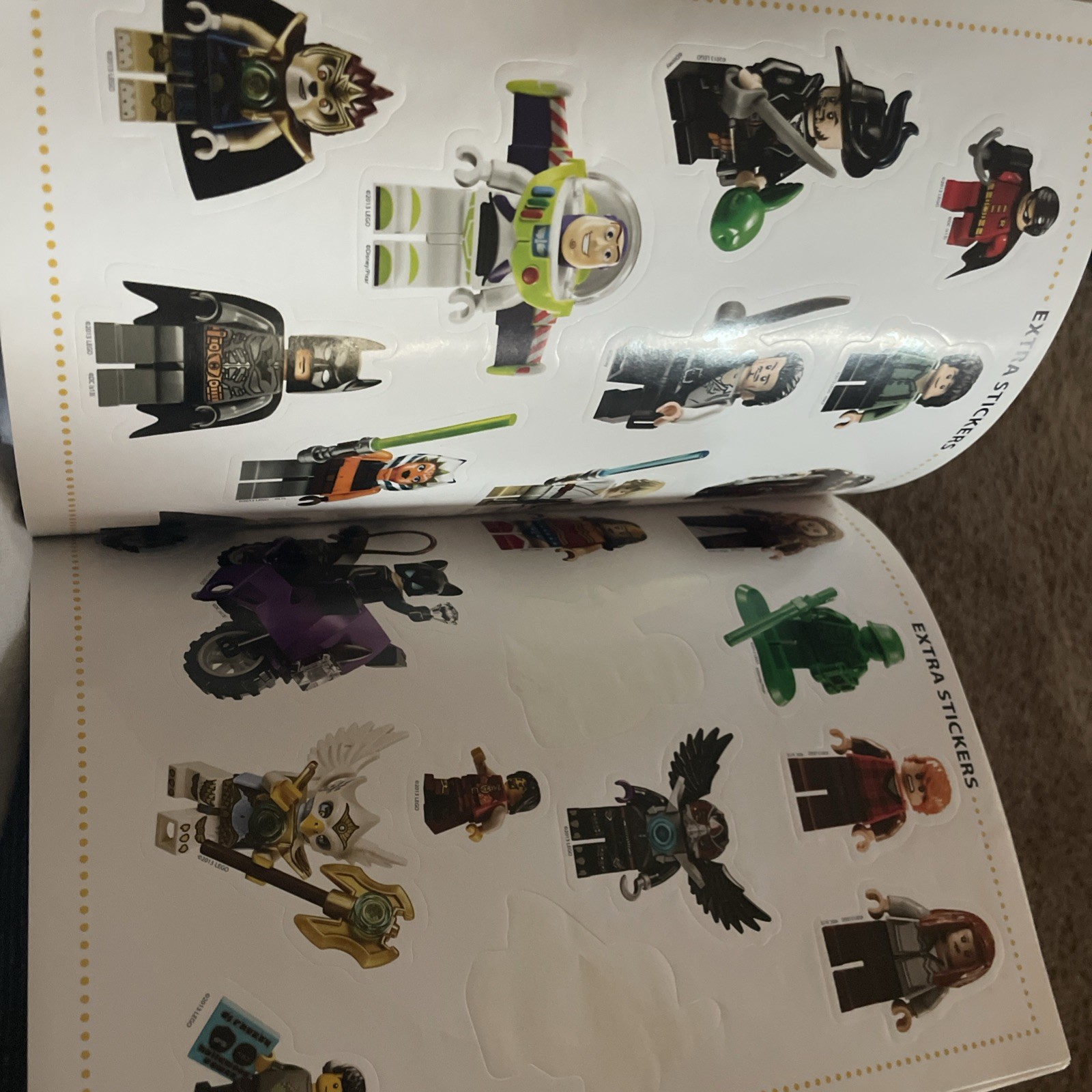 Ultimate Sticker Collection: Amazing LEGO® Minifigure: More Than 1,000 Reusable