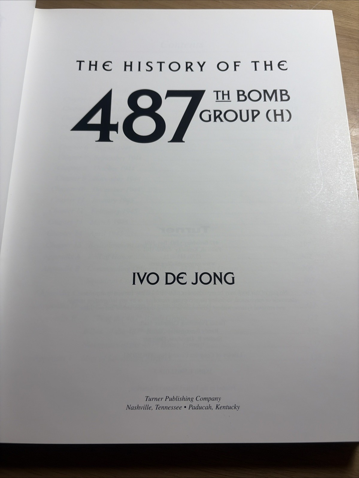 SIGNED History of the 487th Bomb Group Heavy H Ivo de Jong 2004 HCDJ 1st Ed FINE
