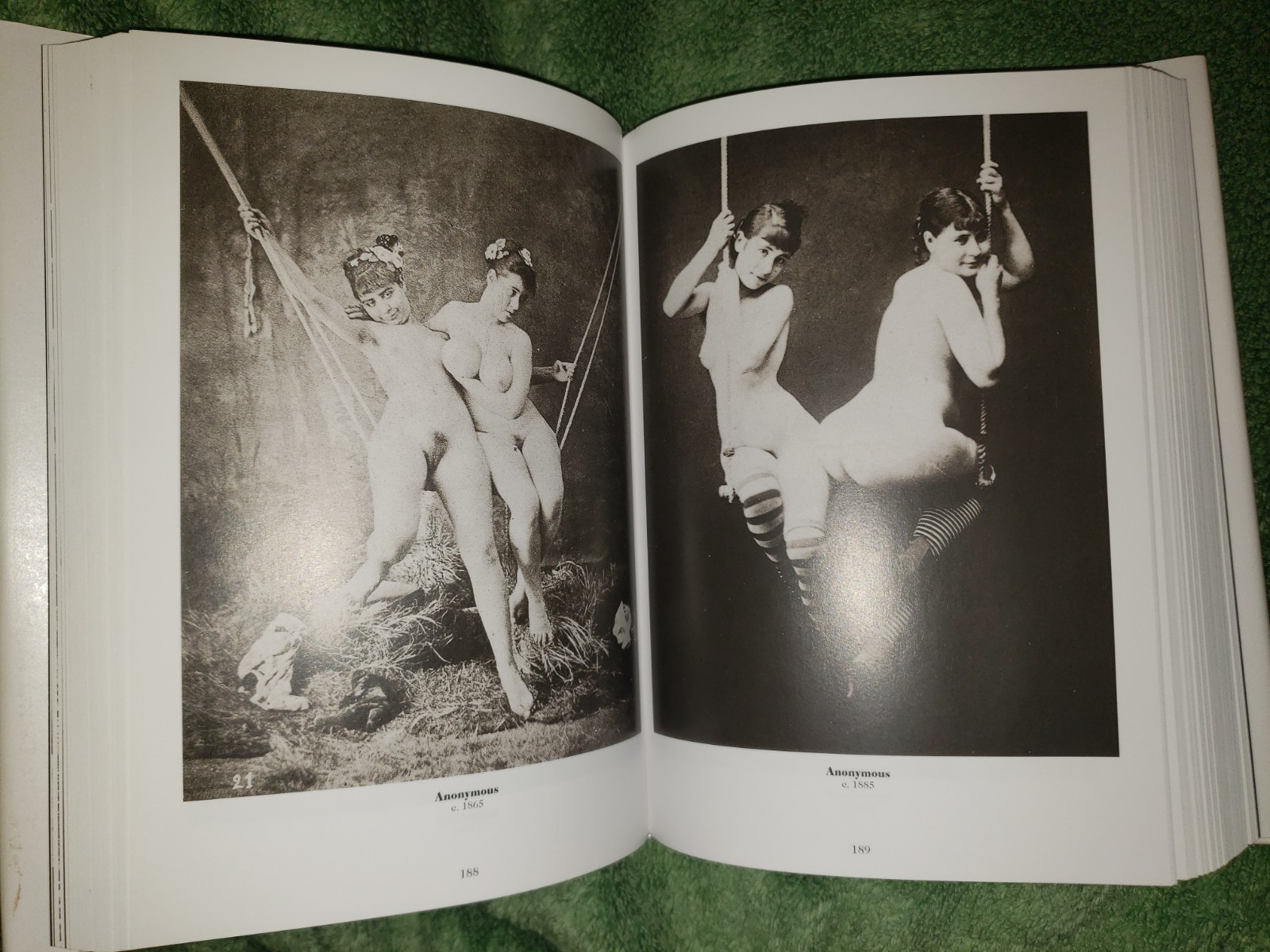 1000 Nudes a History of Erotic Photography from 1839-1939 1000 a Uwe Scheid