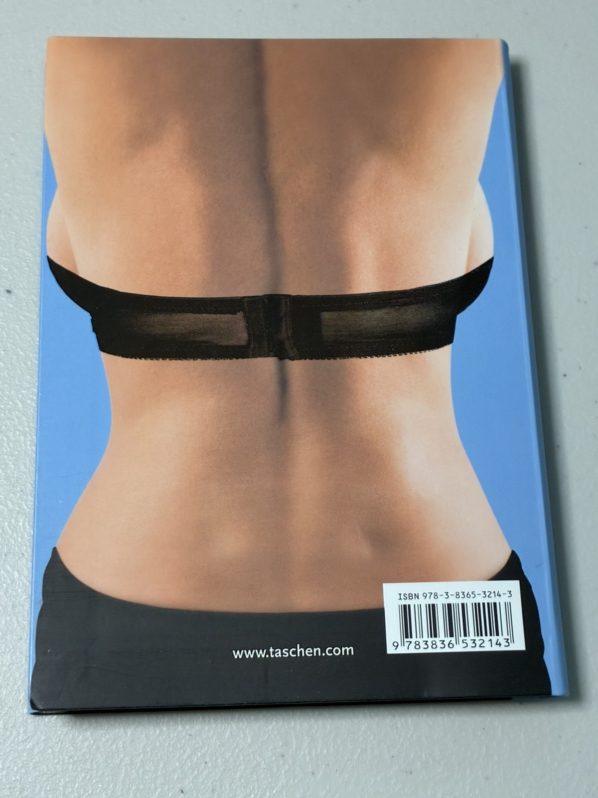 Little Book of Big Breasts by Dian Hanson (2012, Trade Paperback) Taschen Pub