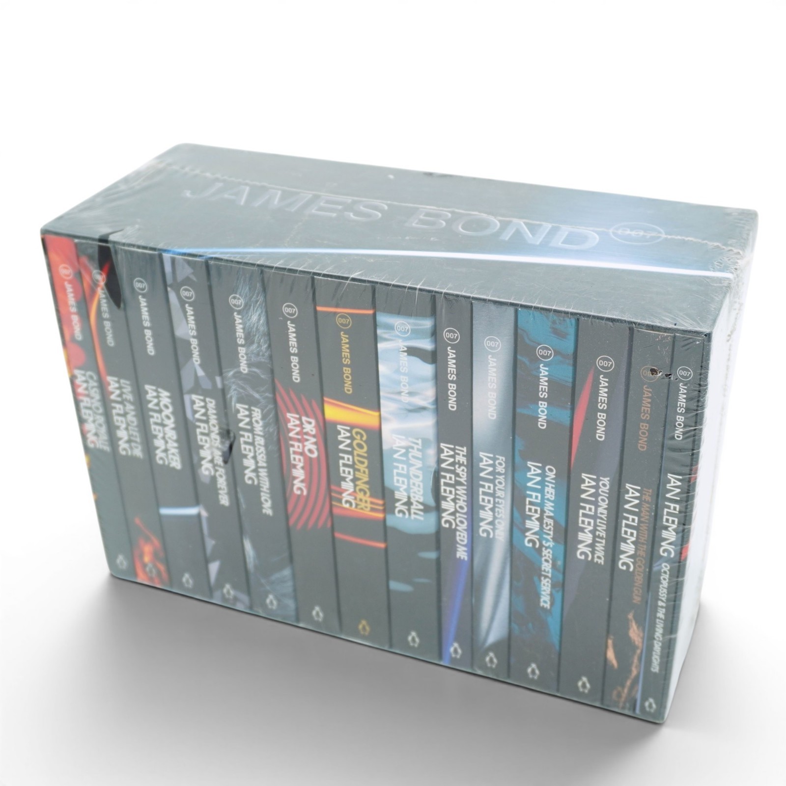 James Bond 007 – 14 Book Box Collectors Set Ian Fleming Paperback Books