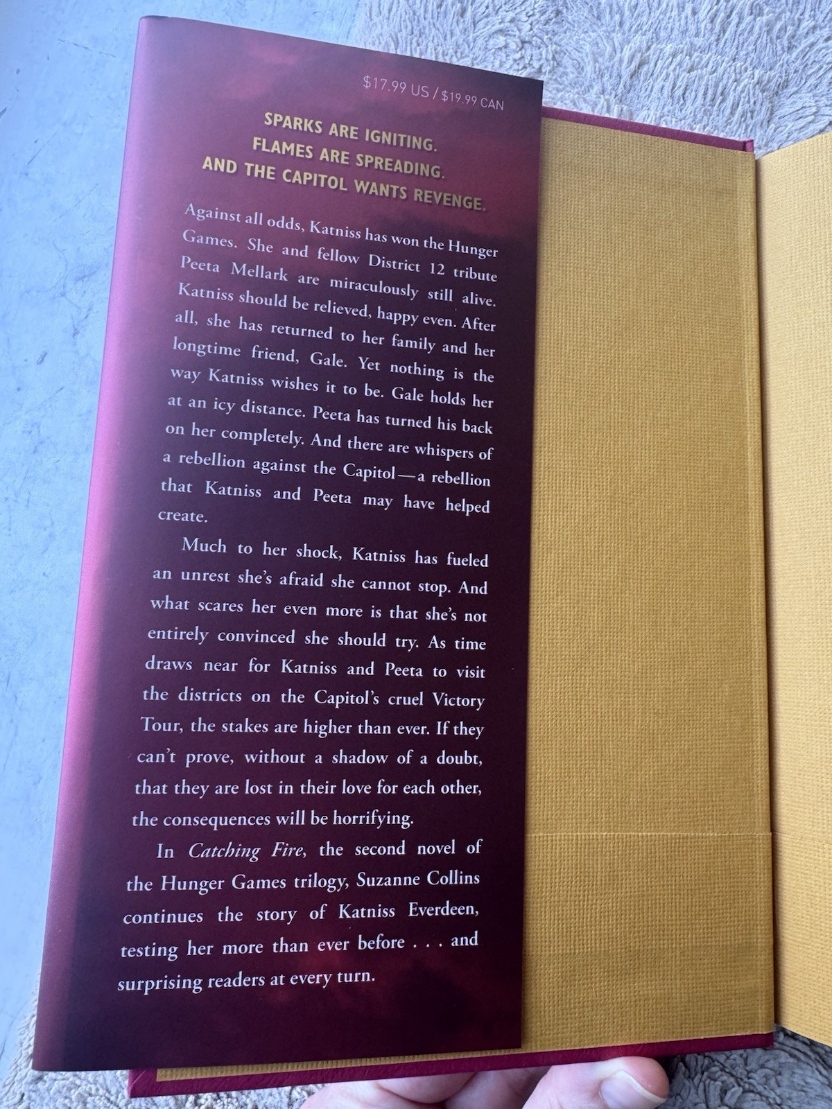 Catching Fire (Hunger Games, Book Two) by Suzanne Collins (2009, Hardcover)