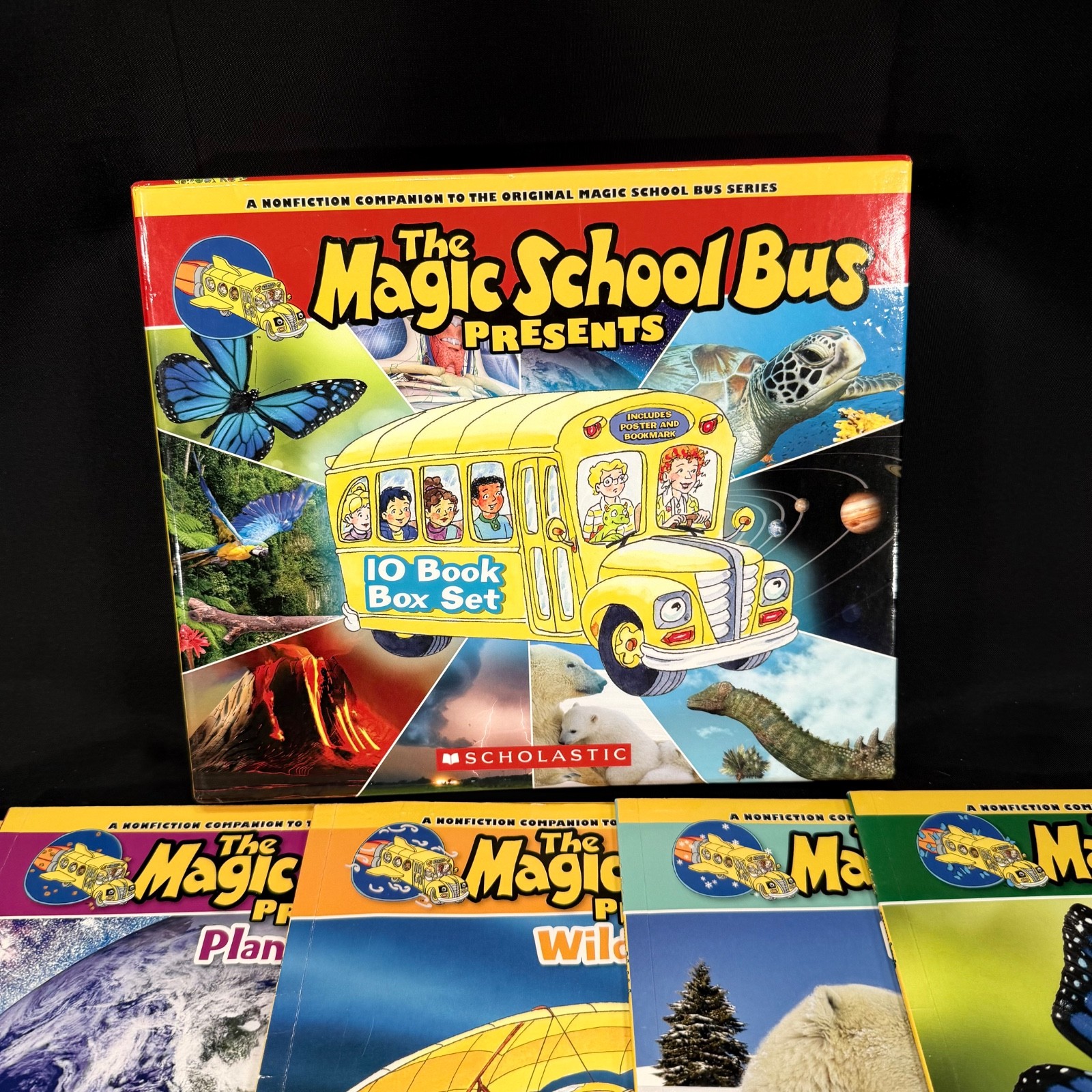 Magic School Bus Presents 10-Book Set 2021 Paperbacks with Case Scholastic Inc.